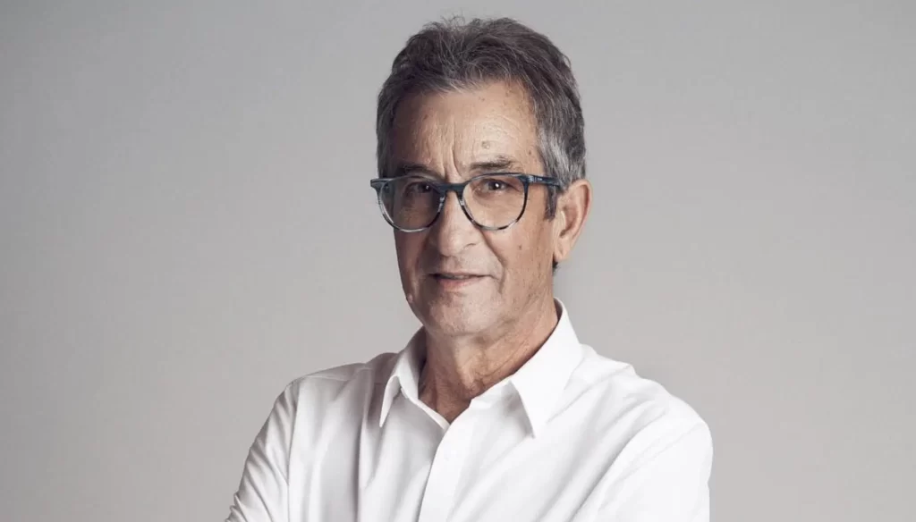 Carlos Areia é submetido a intervenção cirúrgica