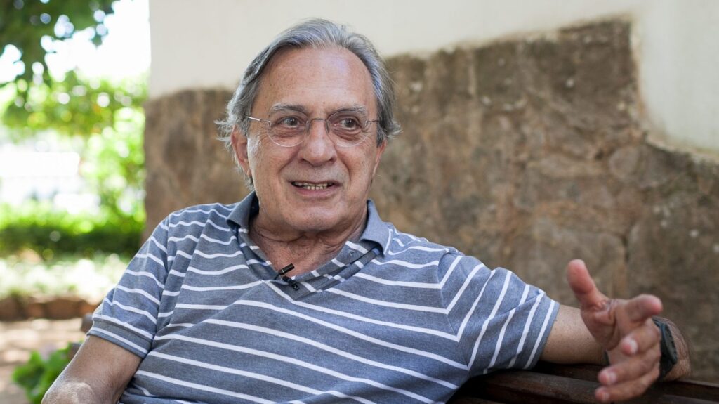 Crónica: Carlos Cruz “Há pessoas que julgam…”