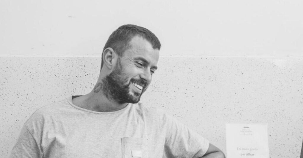 Abandonado pela TVI, Marco Costa cede à depressão!