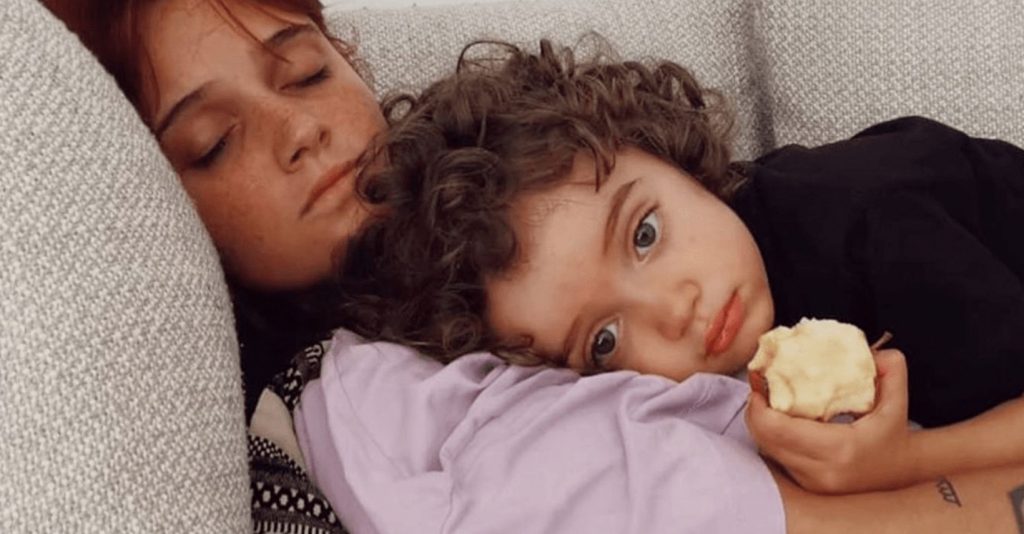 Carolina Deslandes desabafa e diz que, gasta 2 mil euros por mês com o filho autista