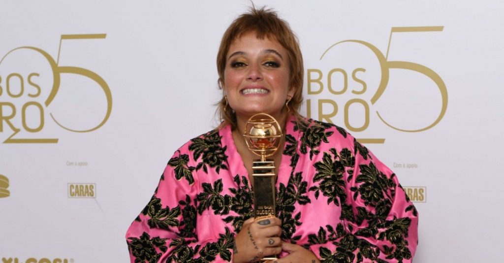 Carolina Deslandes vai parar ao Hospital por excesso de trabalho. Mas JÁ ARRANJOU uma forma de recuperar. Ora veja!