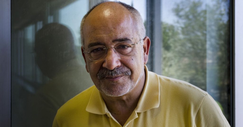 Aguenta coração! Moita Flores vai mesmo ser julgado por corrupção e branqueamento.