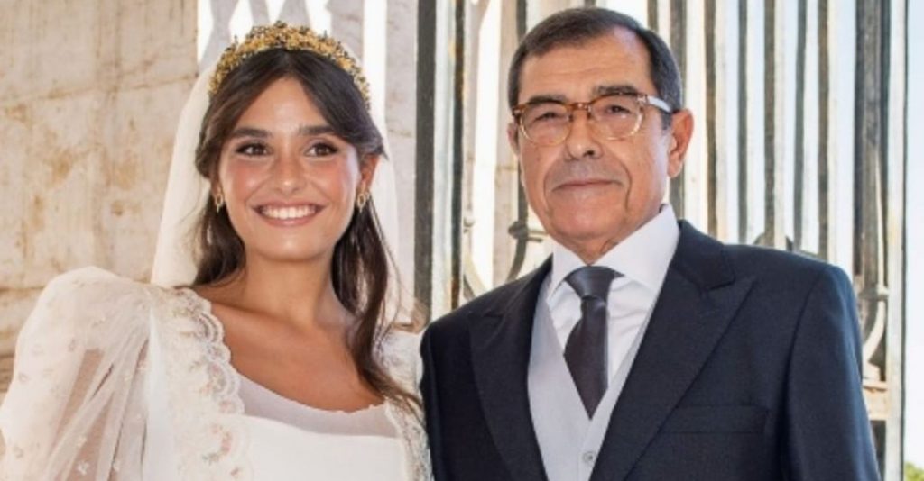 MOURA GUEDES: a emoção do pai ao levar filha ao altar. Veja as fotos!