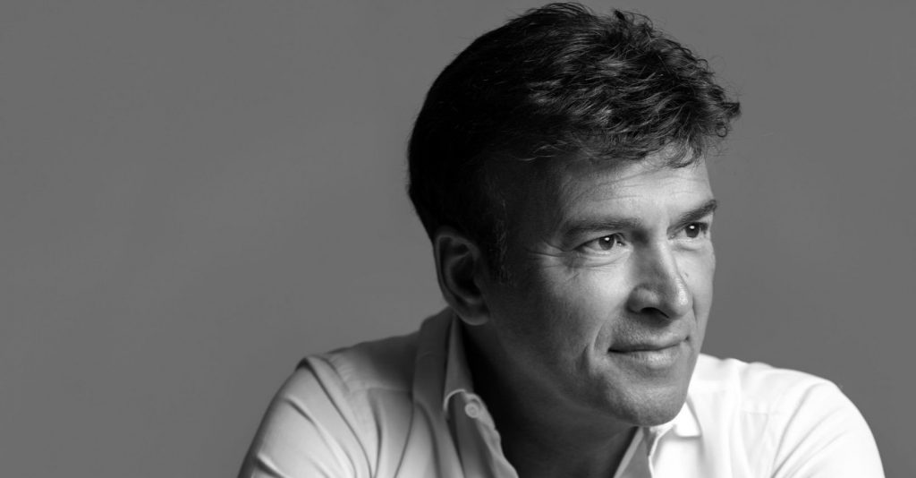 INESQUECÍVEL! Tony Carreira prepara surpresa e convida fãs