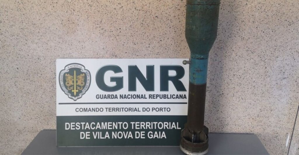 Mulher de Vila Nova de Gaia, decide vender granada por 80 euros no OLX e é detida!