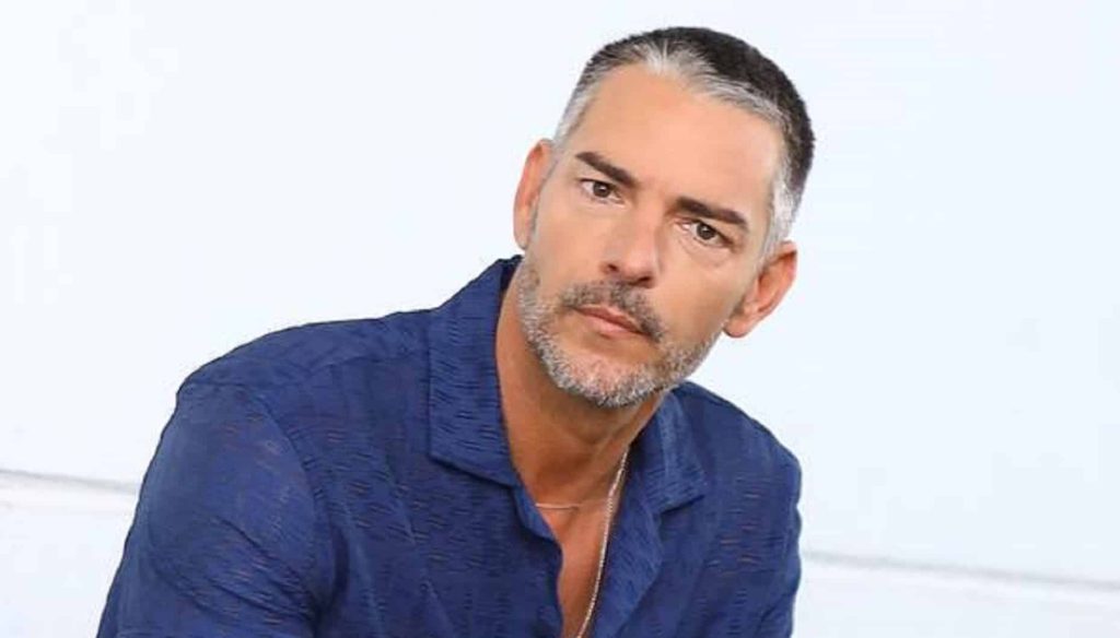 Cláudio Ramos é encontrado inconsciente e transportado para o hospital. Aconteceu nas instalações da TVI