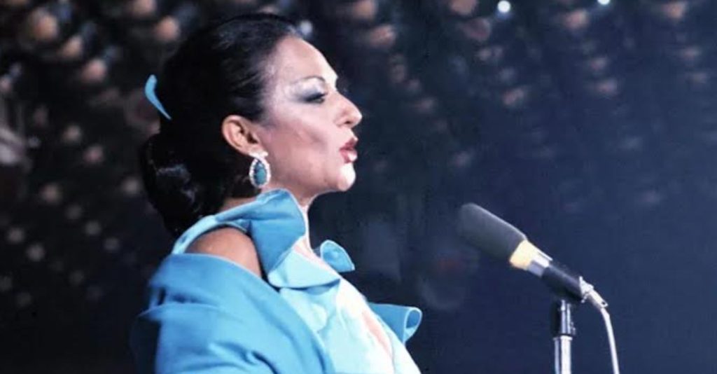 Lola Flores nasceu há 100 anos. A artista que não cantava nem bailava, mas que ficou como símbolo do Séc.XX (também em Portugal).