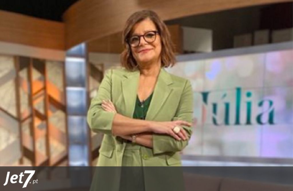 O fim-de-semana de Júlia: no mercado de “Cara lavada” e a disfarçar o “mau penteado” Veja a foto.