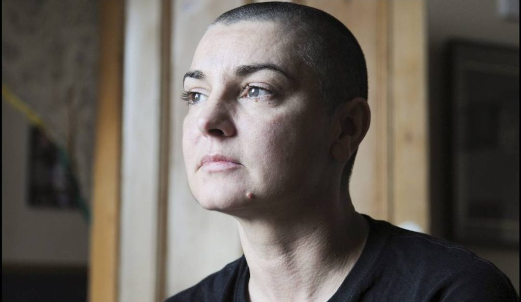 Sofreu a vida toda! Sinead O’Connor morre aos 56 anos após luta contra depressão