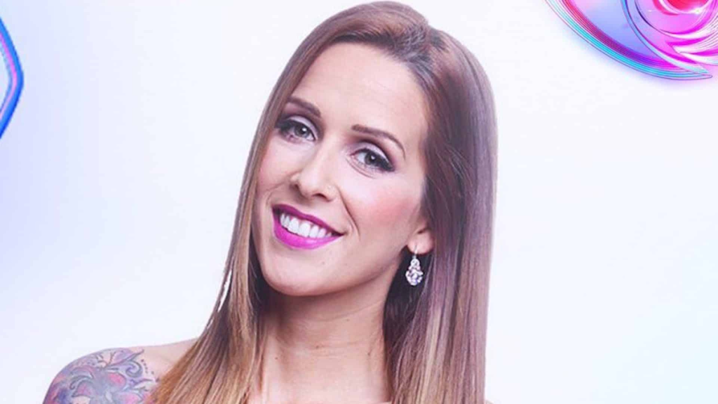 Olhem quem ela! Veterana concorrente está de volta aos nossos reality shows. Veja quem é