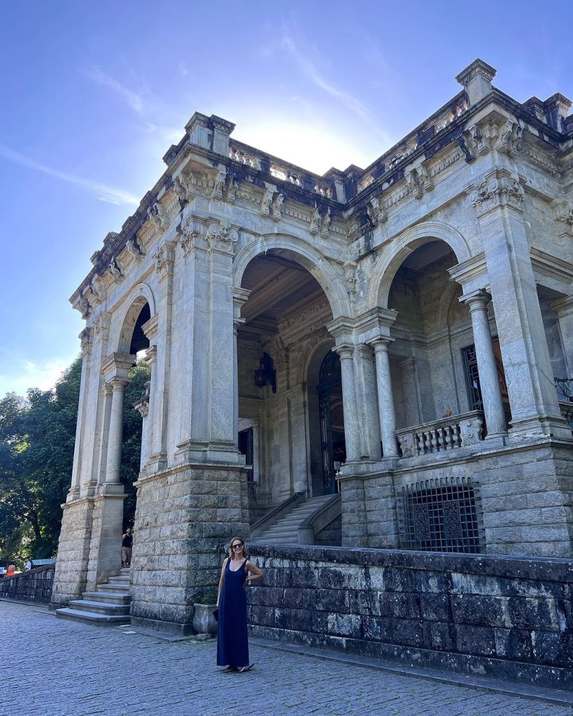 Rio aos seus pés! Cristina Ferreira surge ao lado de João Monteiro no Brasil. A 1ª foto.